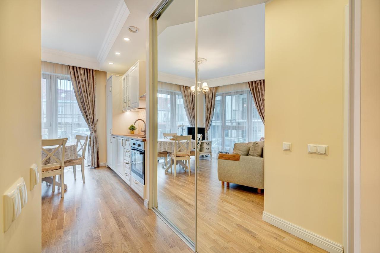 Happy Classical Style, Self Check-in, Parking In The Underground Garage Apartament Wilno
